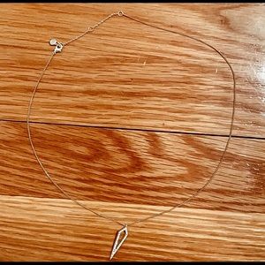 Stone outline necklace